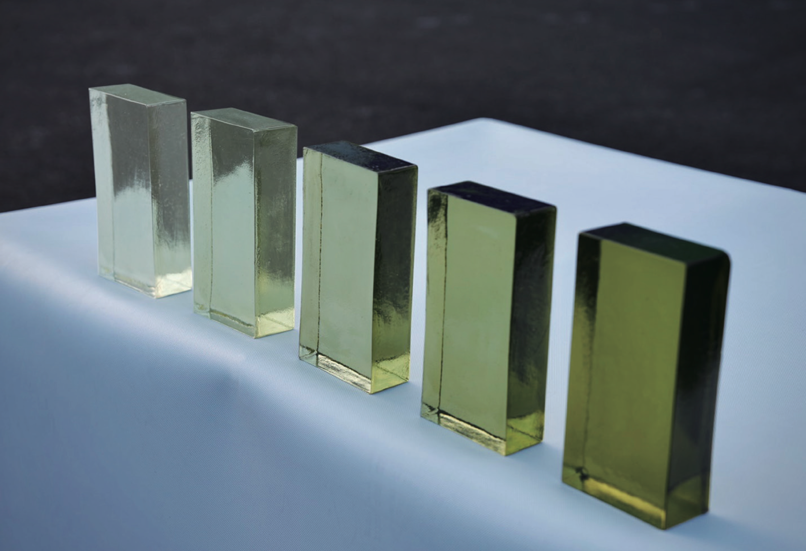 Silt Crystal Glass Detail 3